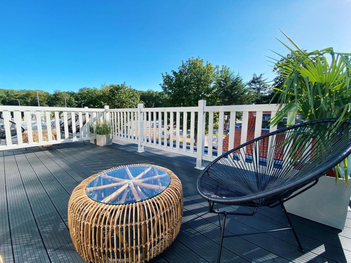 Luxurious Historical Loft Close To The Beach!! Вассенар Экстерьер фото